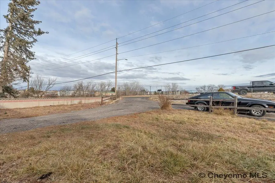 4320 Ridge Rd, Cheyenne, WY 82001 - Image #2