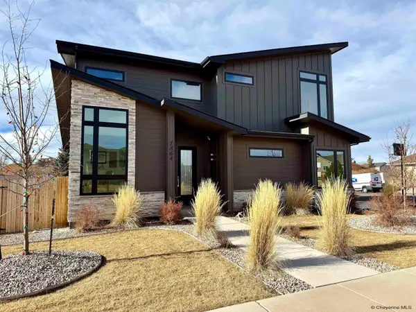 1864 Dillon St, Laramie, WY 82072