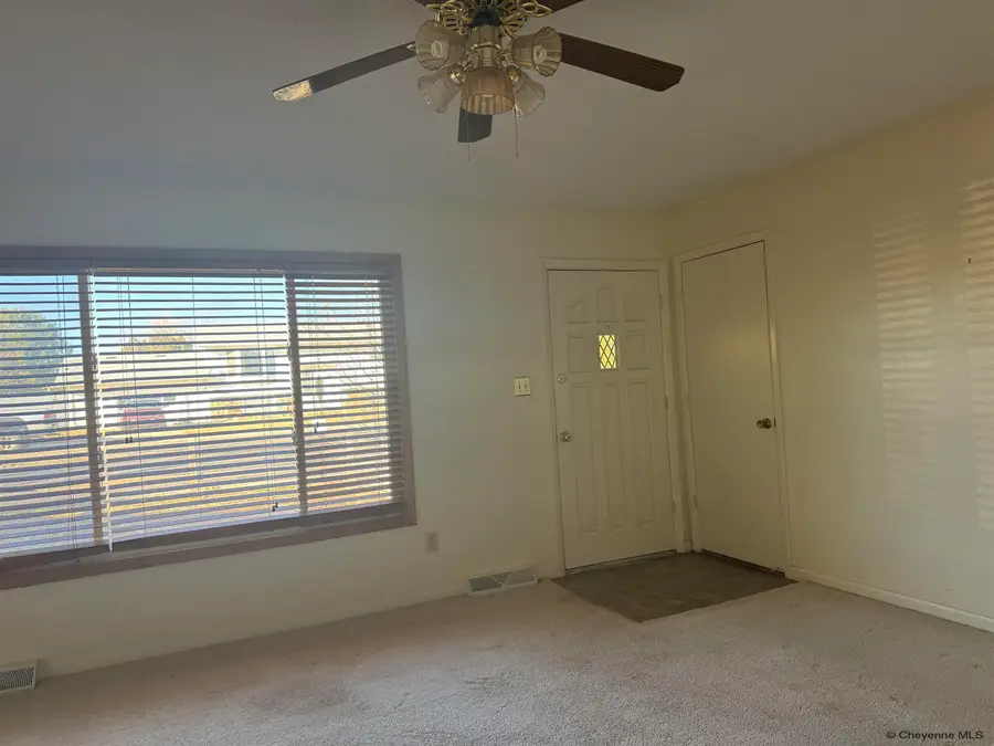 908 18th St, Wheatland, WY 82201 - Image #3
