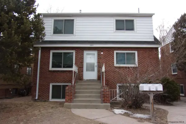1841 Crook Ave, Cheyenne, WY 82001