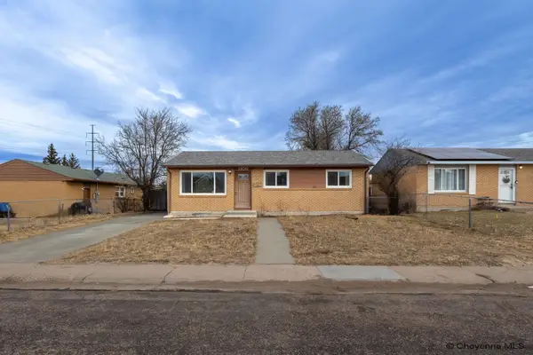 1109 S Arp Ave, Cheyenne, WY 82007
