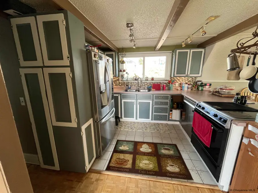252 E Idaho St, Cheyenne, WY 82009 - #3