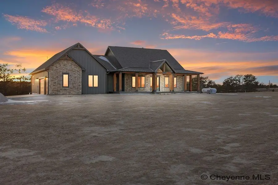 945 Wendover Rd, Guernsey, WY 82214 - #3