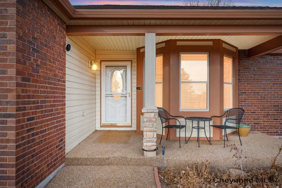 7120 Pasadena Rd, Cheyenne, WY 82009 - #2