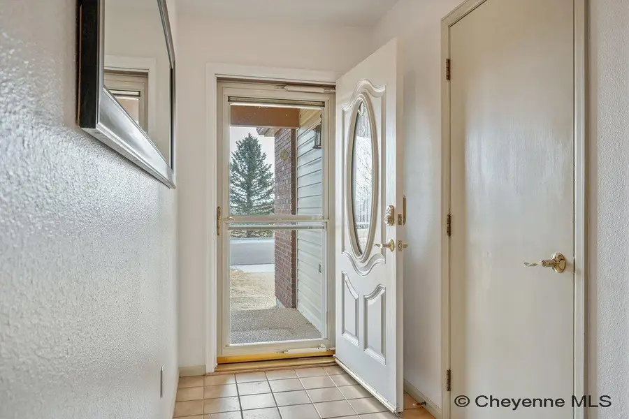 7120 Pasadena Rd, Cheyenne, WY 82009 - #3