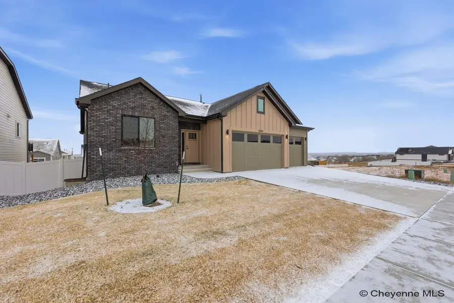 5323 Sullivan St, Cheyenne, WY 82009 - #3
