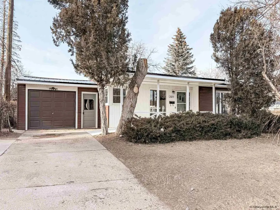 2985 Henderson Dr, Cheyenne, WY 82001 - #2