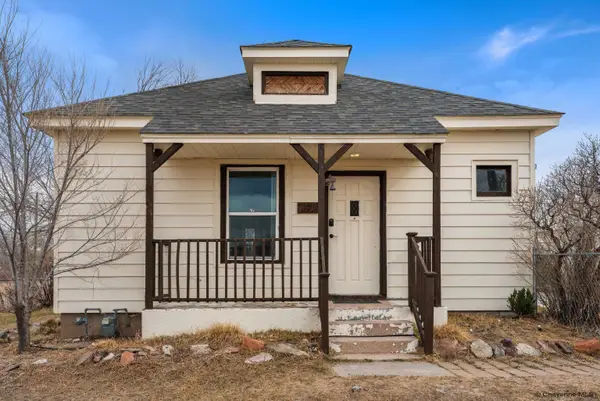 3537 Pierce Ave, Cheyenne, WY 82001