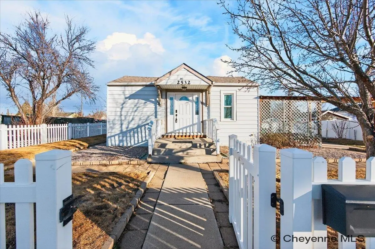2532 E 9th St, Cheyenne, WY 82001 - #1