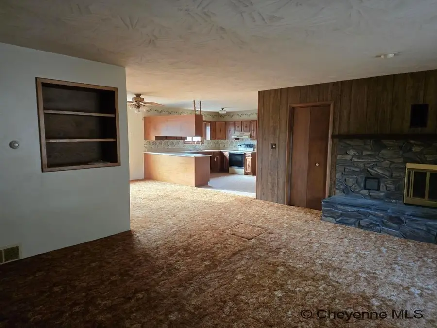 221 Cactus Dr, Torrington, WY 82240 - #2