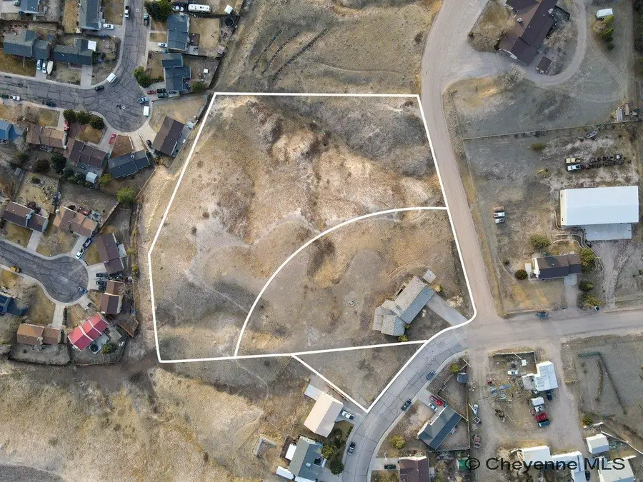 5318 Braehill Rd, Cheyenne, WY 82009 - #3