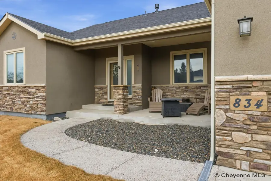 834 West Dale Blvd, Cheyenne, WY 82009 - #3