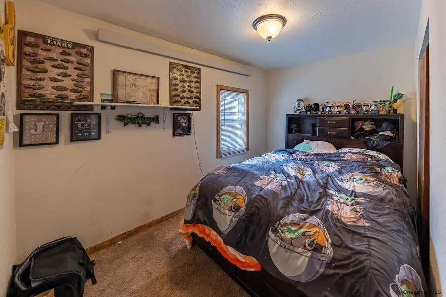 569 N 6th St, Laramie, WY 82070 - #2