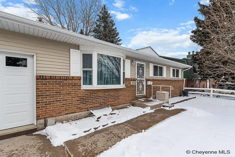 4769 Windmill Rd, Cheyenne, WY 82009 - #3