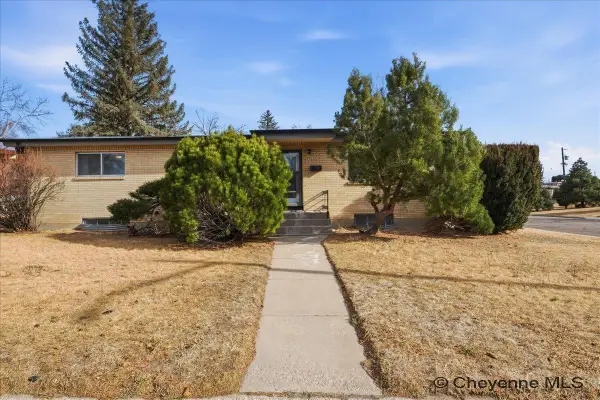 1103 Cactus Hill Rd, Cheyenne, WY 82001