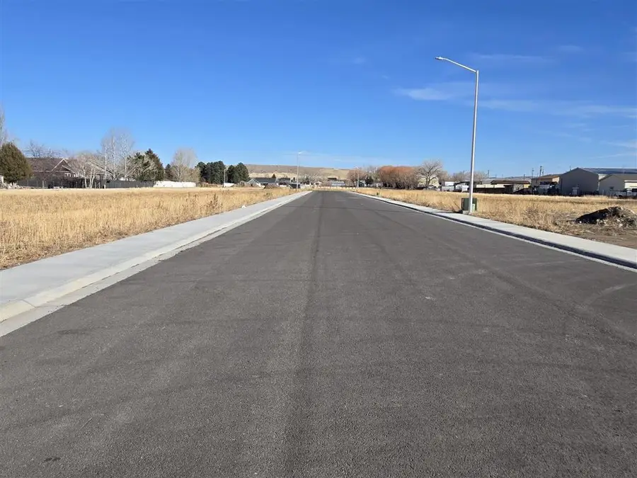 2432 Songbird Ct, Cody, WY 82414 - #3