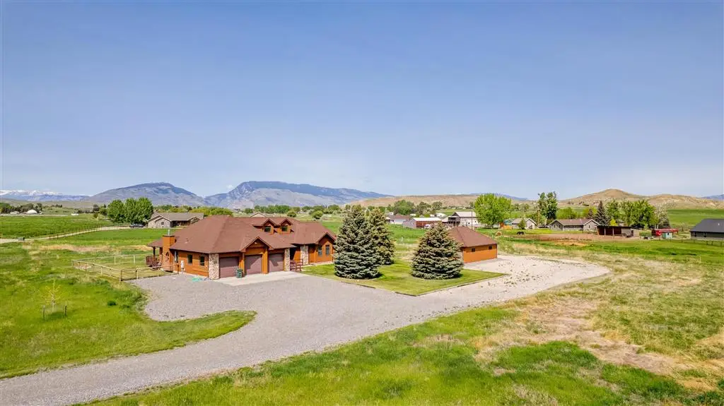 6 Chondell Dr, Cody, WY 82414 - Image #1