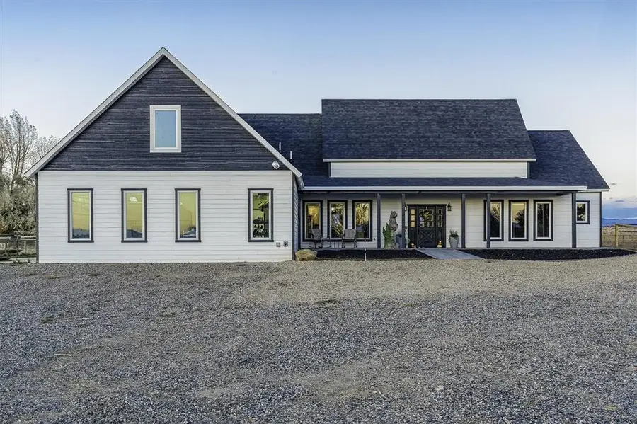 1070 Road 16, Powell, WY 82435 - Image #2