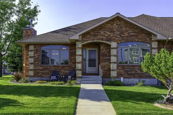 2332 Pioneer Ave, Cody, WY 82414