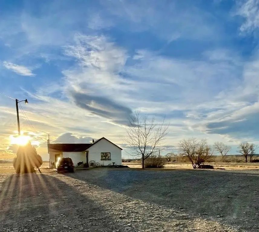 698 Hwy 30, Basin, WY 82410 - Image #1