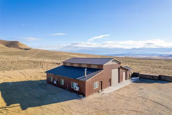 49 Golden Eagle Tr, Clark, WY 82435