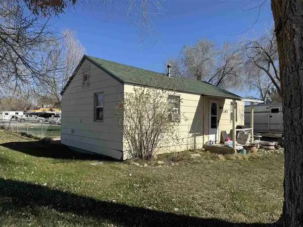 1147 & 1131 N 7th St, Greybull, WY 82426
