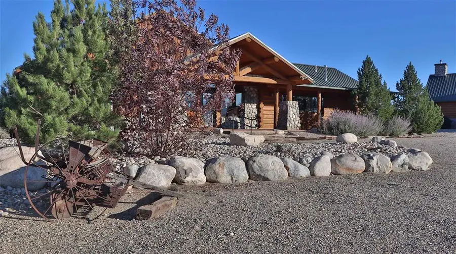 39 Moccasin Tr, Clark, WY 82435 - Image #2