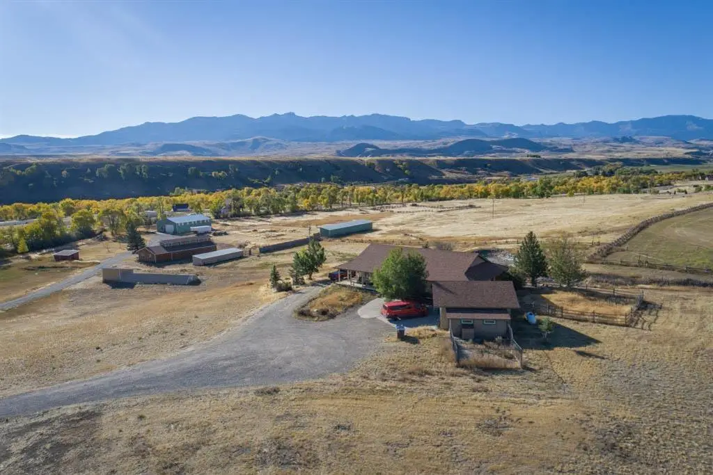 6 Bear Creek Rd, Cody, WY 82414 - Image #1