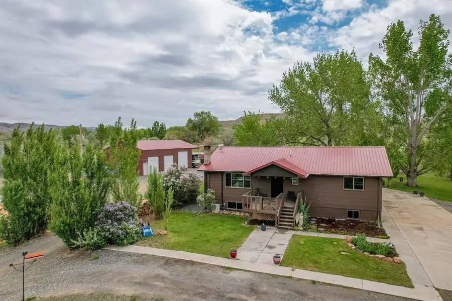 1366 Lane 11 1/2, Lovell, WY 82431 - Image #2