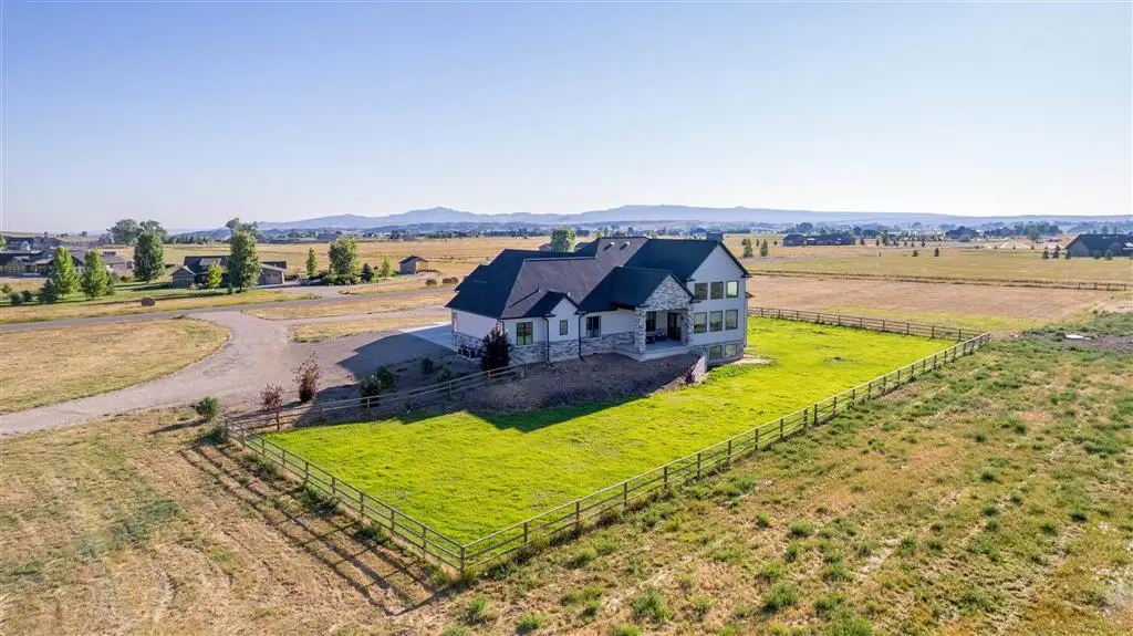 44 Sugar Bars Dr, Cody, WY 82414 - Image #1