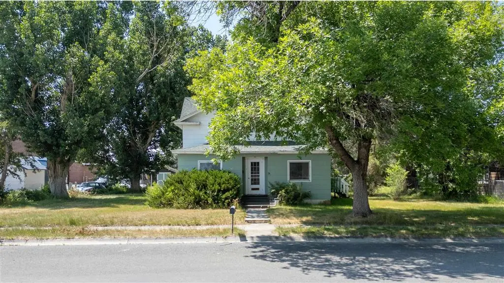 326 Oregon Ave, Lovell, WY 82431 - Image #1