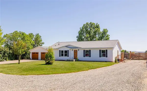 138 Pleasant View Dr, Cody, WY 82414