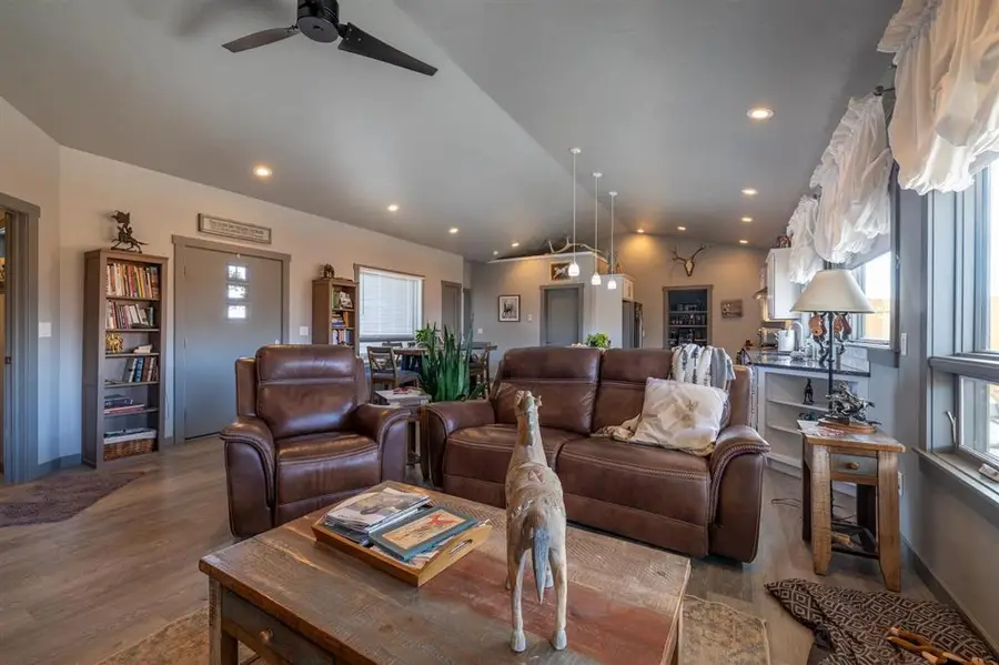 5 Cowboy Dr, Clark, WY 82435 - Image #3