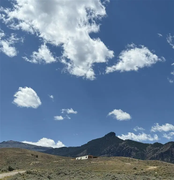203 Hawk Dr, Cody, WY 82414 - Image #1