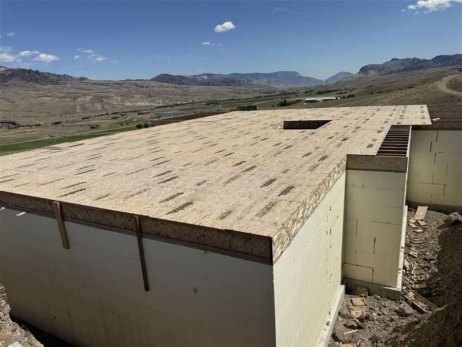 203 Hawk Dr, Cody, WY 82414 - Image #2