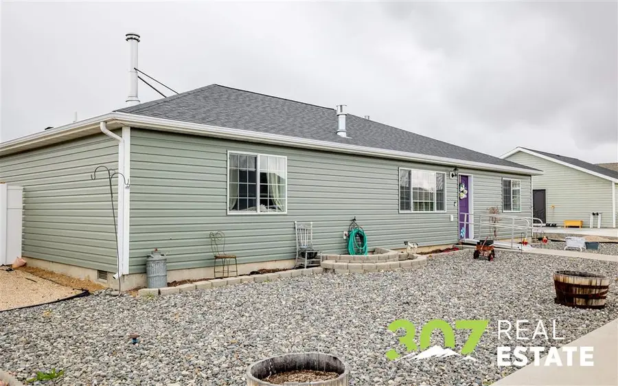 1142 E Madison St, Powell, WY 82435 - Image #3