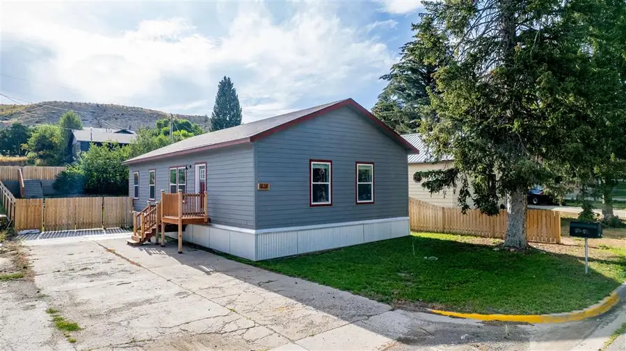1628 Hayes Ave, Meeteetse, WY 82433 - Image #2
