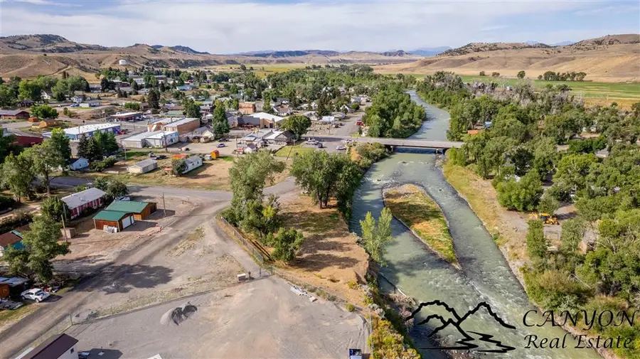 829 Water Ave, Meeteetse, WY 82433 - Image #2