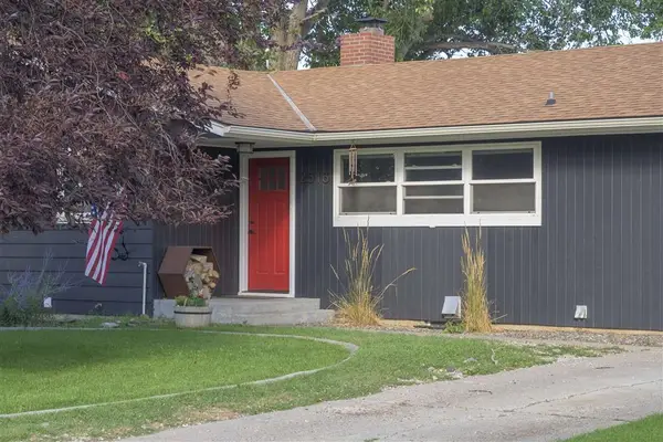 2513 Newton Ave, Cody, WY 82414