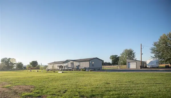 698 Road 8, Powell, WY 82435