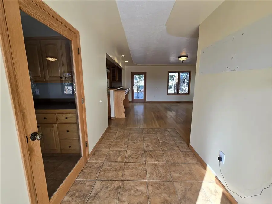531 Lane 1/2, Powell, WY 82435 - Image #2