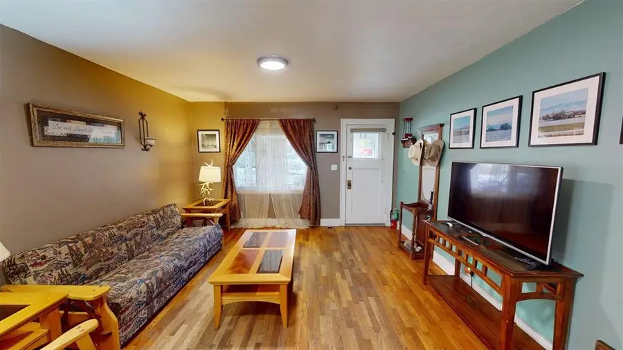 445 N Absaroka St, Powell, WY 82435 - Image #3