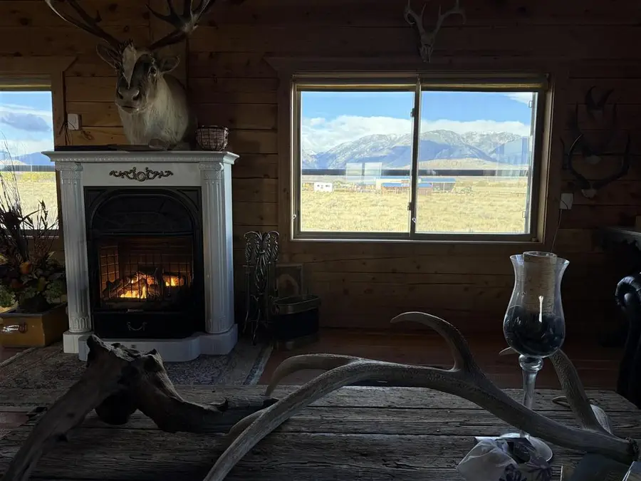 11 Battlefield Tr, Clark, WY 82435 - Image #3