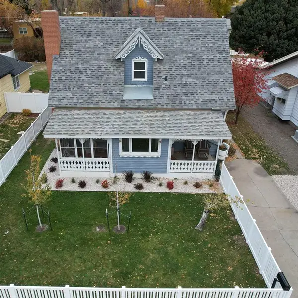 913 Sheridan Ave, Cody, WY 82414