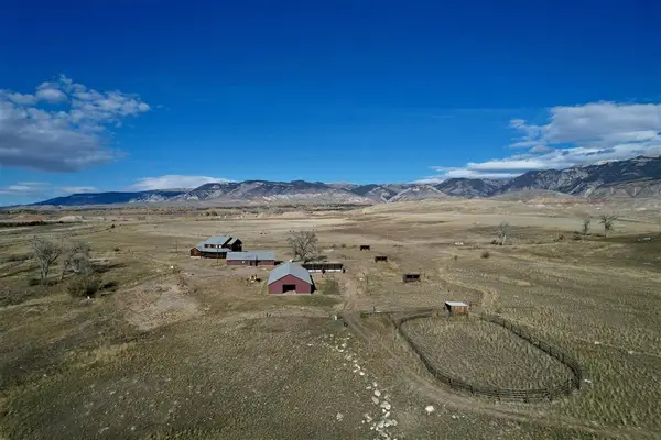 2477 Beaver Creek Rd, Shell, WY 82441