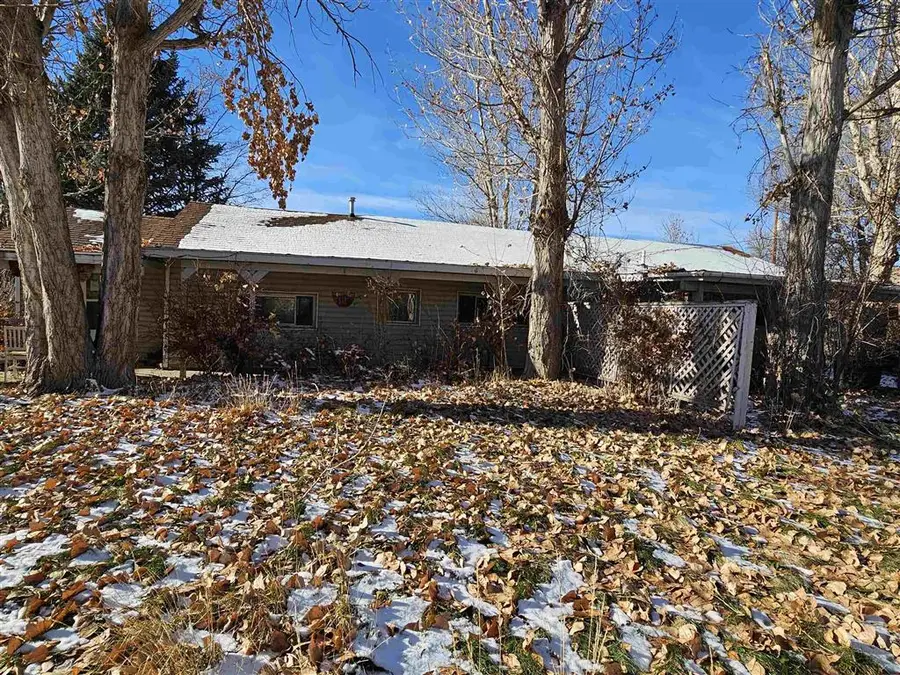 220 E Broadway, Thermopolis, WY 82443 - Image #3