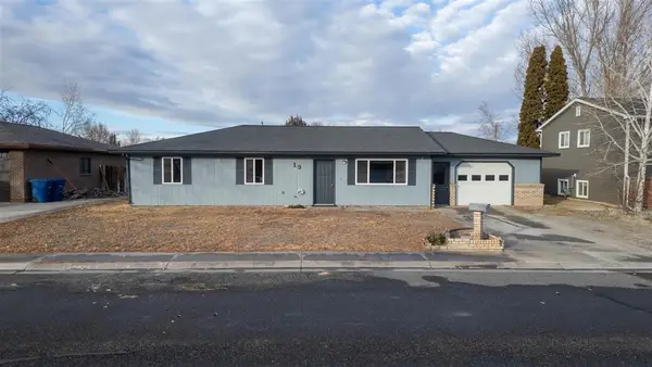 19 Circle Dr, Lovell, WY 82431