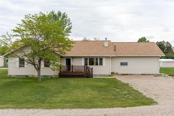 80 Southfork Rd, Cody, WY 82414