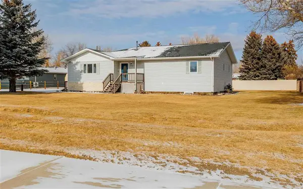 2713 Cougar Ave, Cody, WY 82414