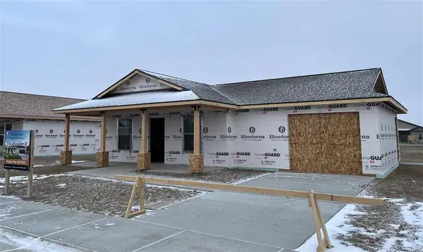 293 Cypress Dr, Powell, WY 82435